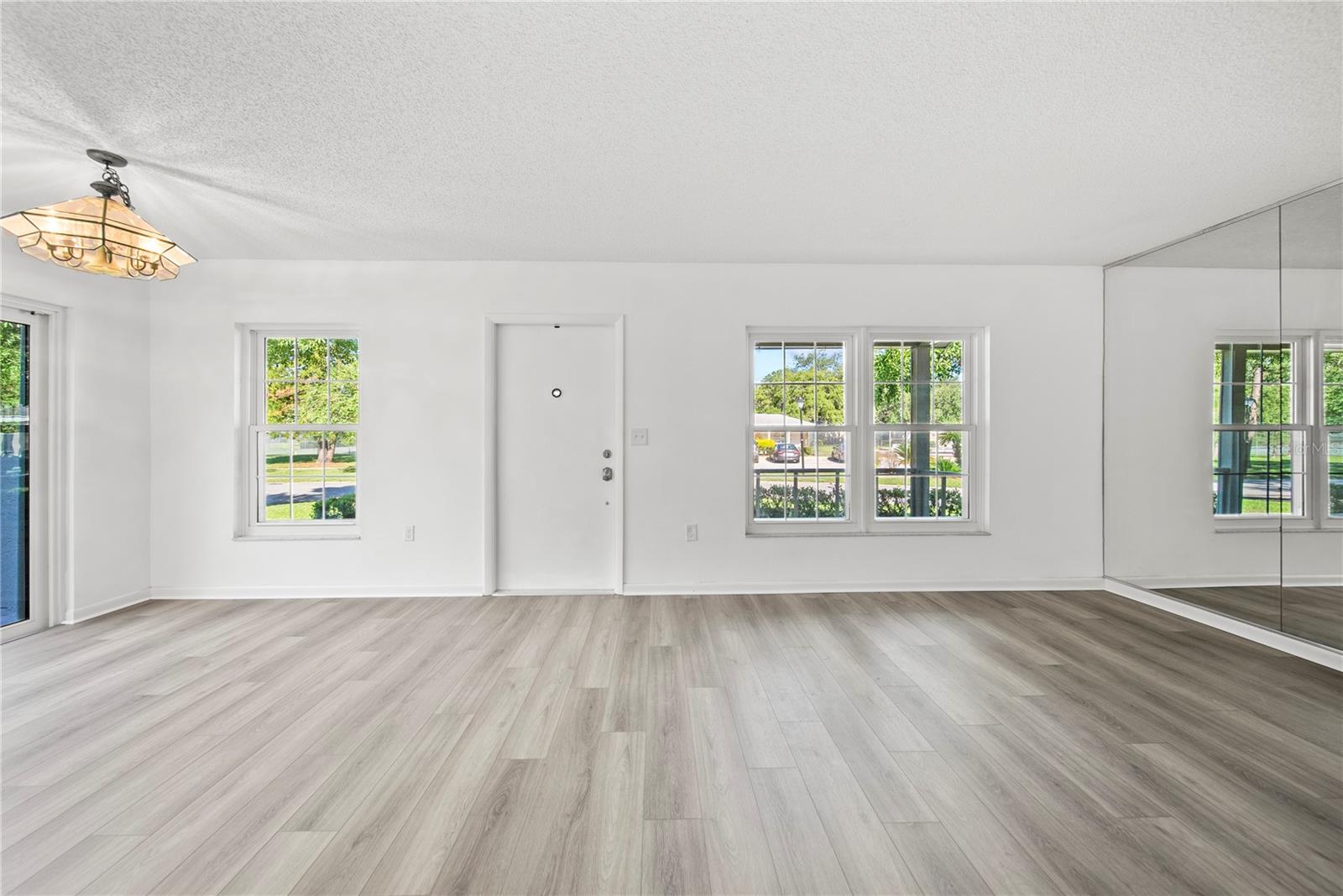 RAINTREE MANOR HOMES CONDOMINI - Residential