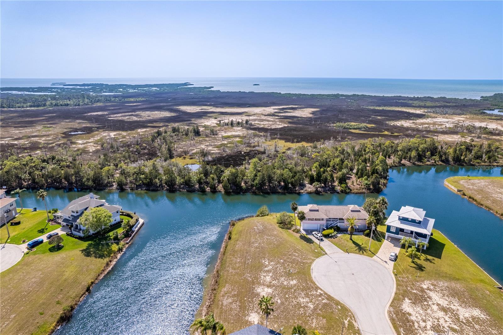 HERNANDO BEACH - Land