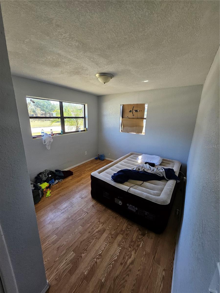 ENGELWOOD PARK - Residential