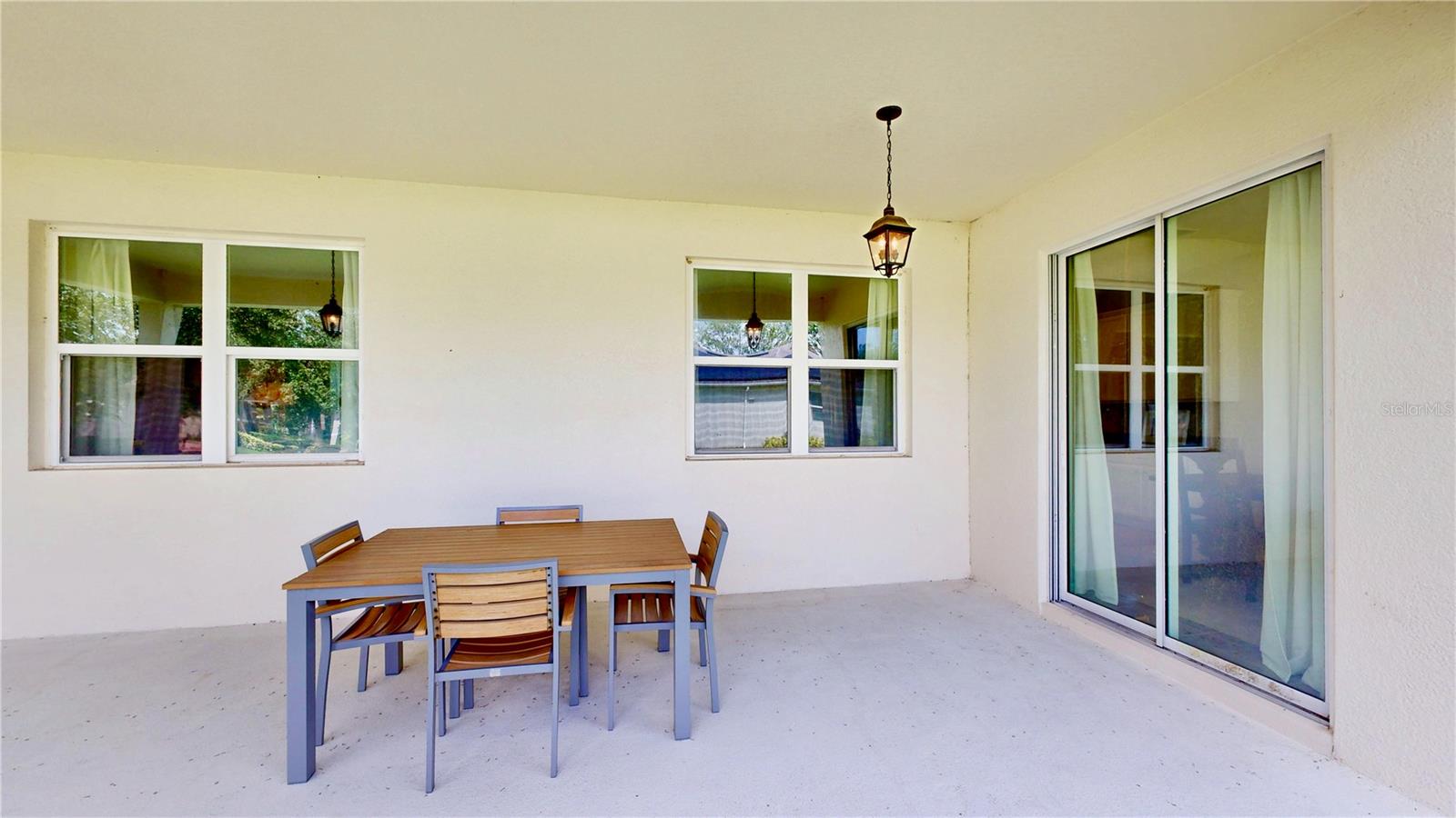 VINEYARDS/HORIZONS WEST PH 1B - Residential