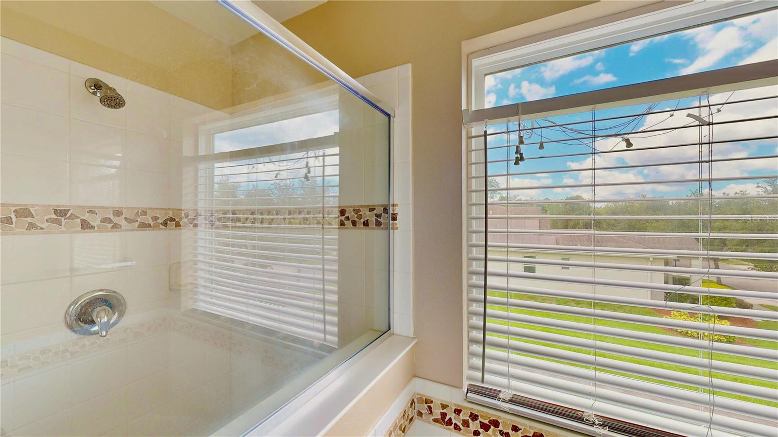 VINEYARDS/HORIZONS WEST PH 1B - Residential