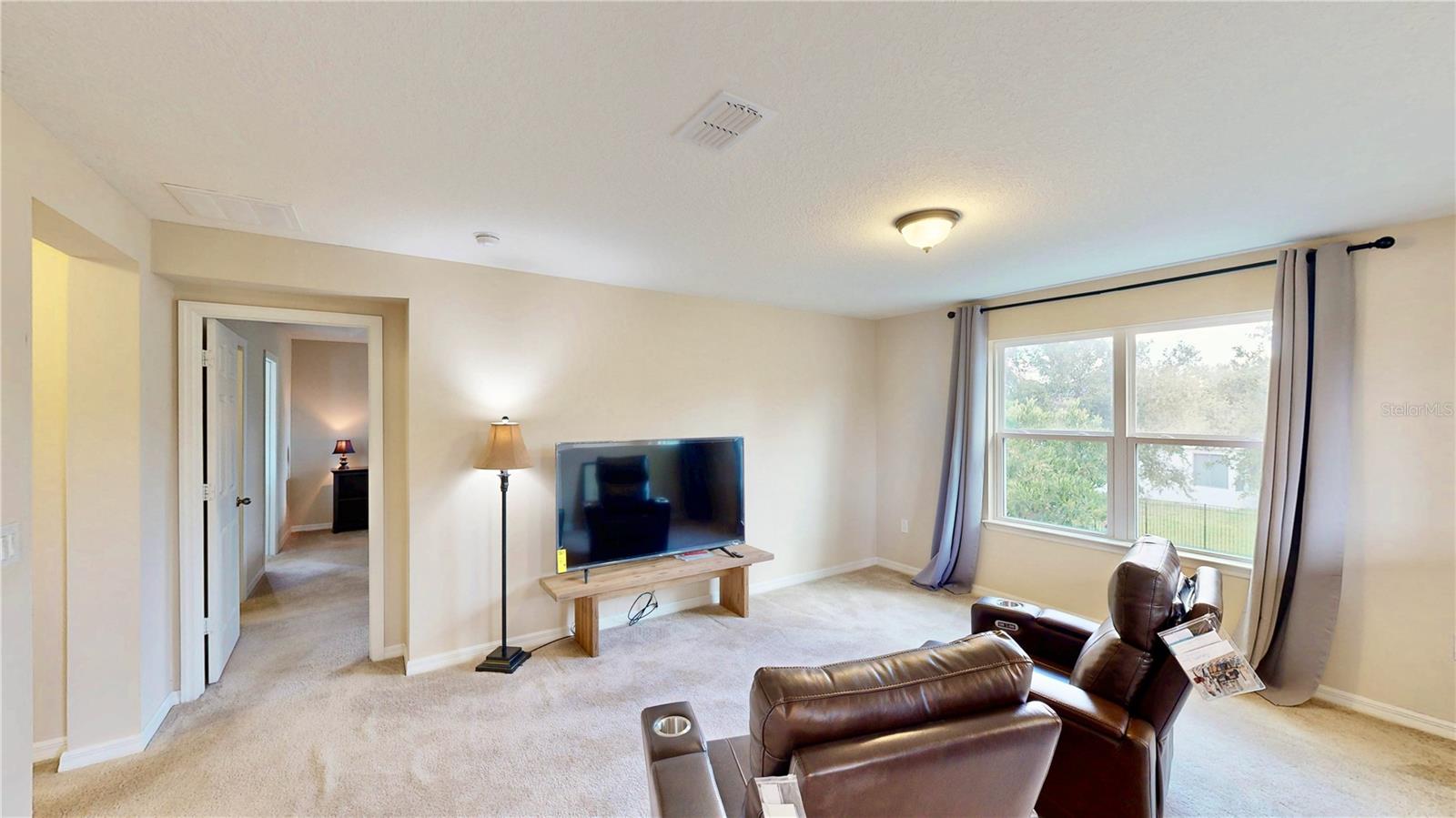 VINEYARDS/HORIZONS WEST PH 1B - Residential