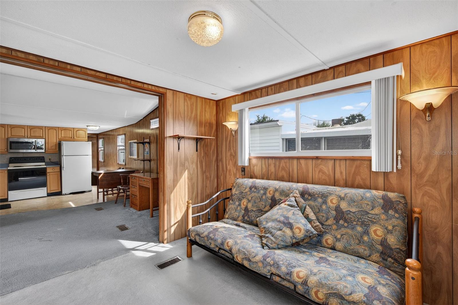 EAGLES NEST MOBILE HOME PARK UNREC - Residential