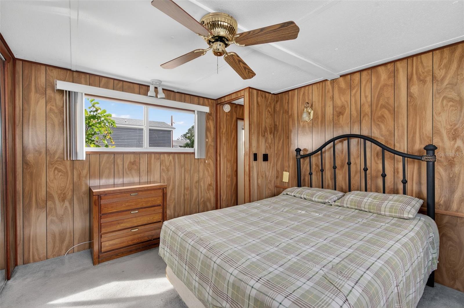 EAGLES NEST MOBILE HOME PARK UNREC - Residential