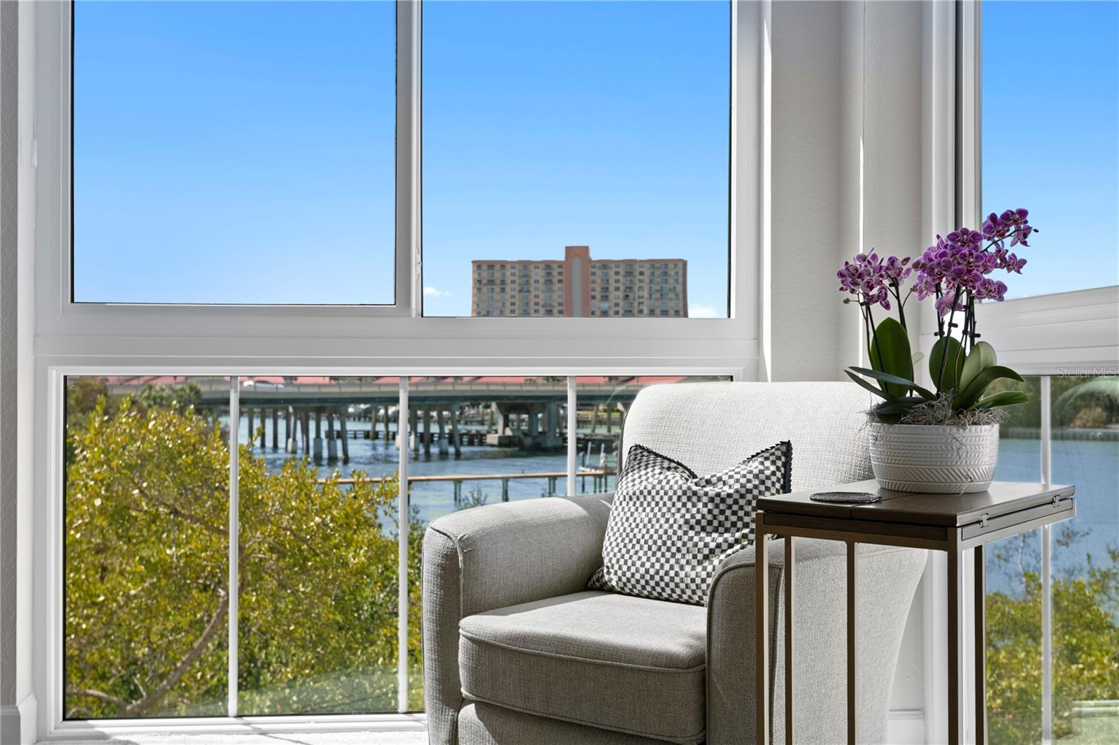 OSPREY POINTE AT DOLPHIN - Residential