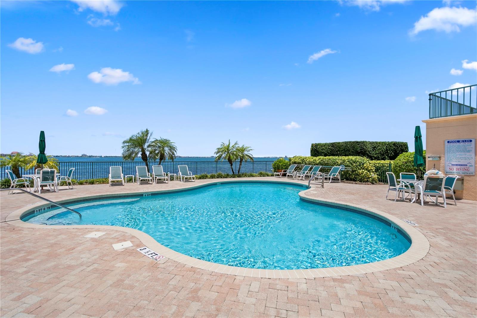 OSPREY POINTE AT DOLPHIN - Residential