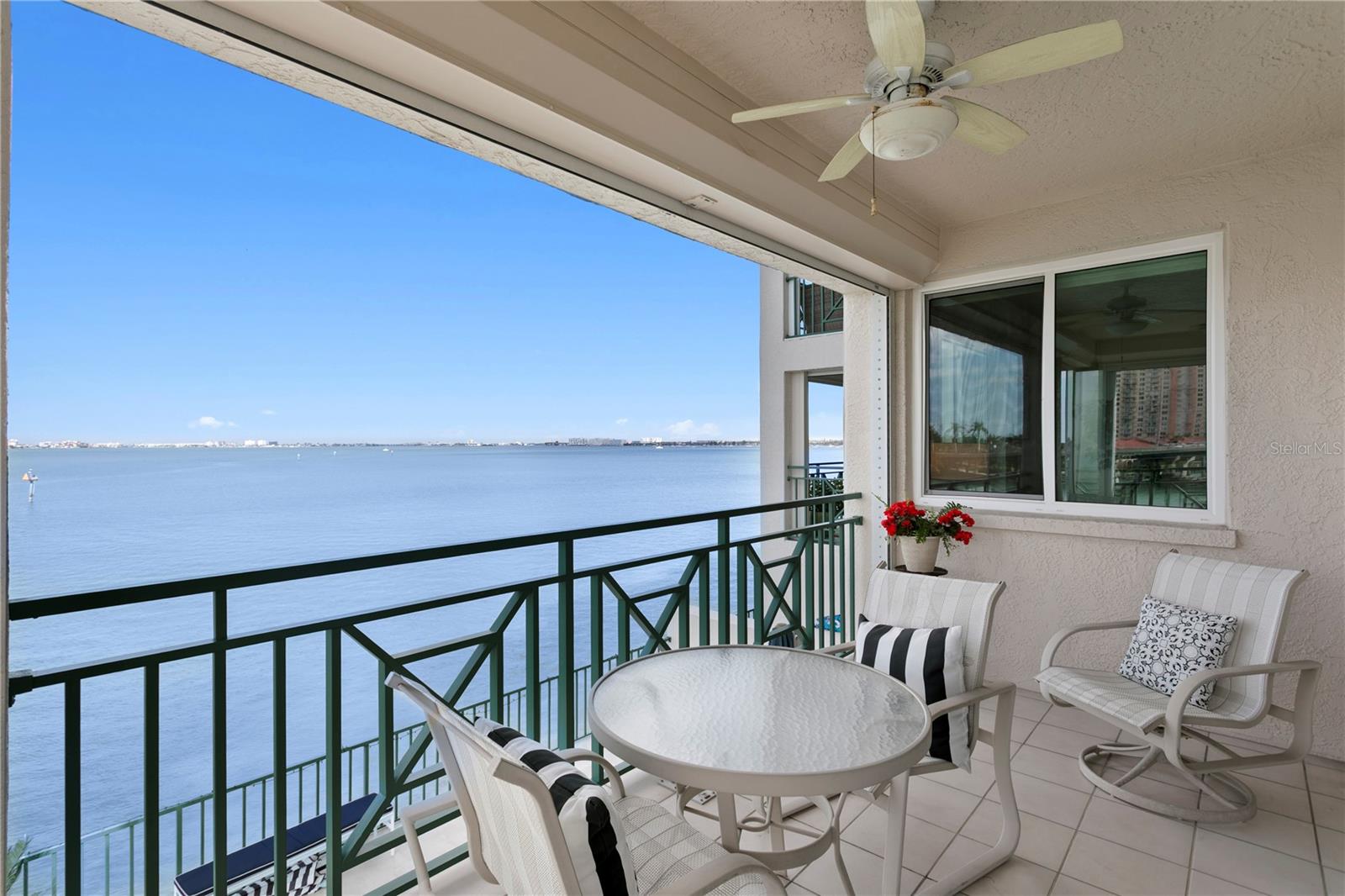 OSPREY POINTE AT DOLPHIN - Residential