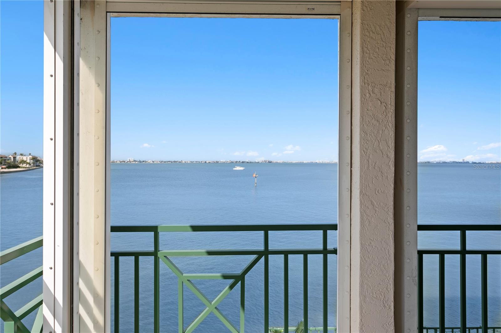 OSPREY POINTE AT DOLPHIN - Residential