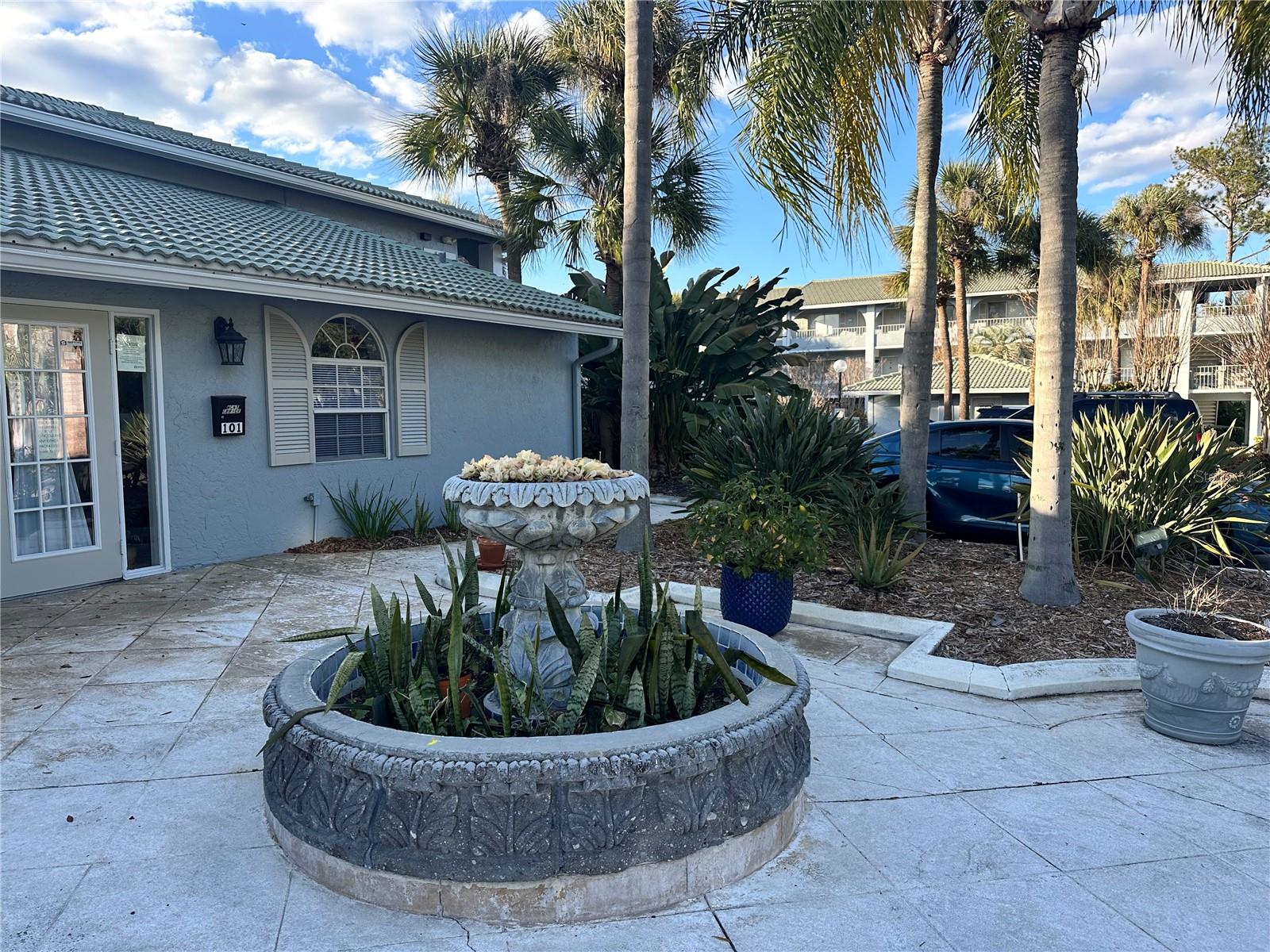 WATERSIDE AT CRANES ROOST A CONDO COMMUNITY - Residential