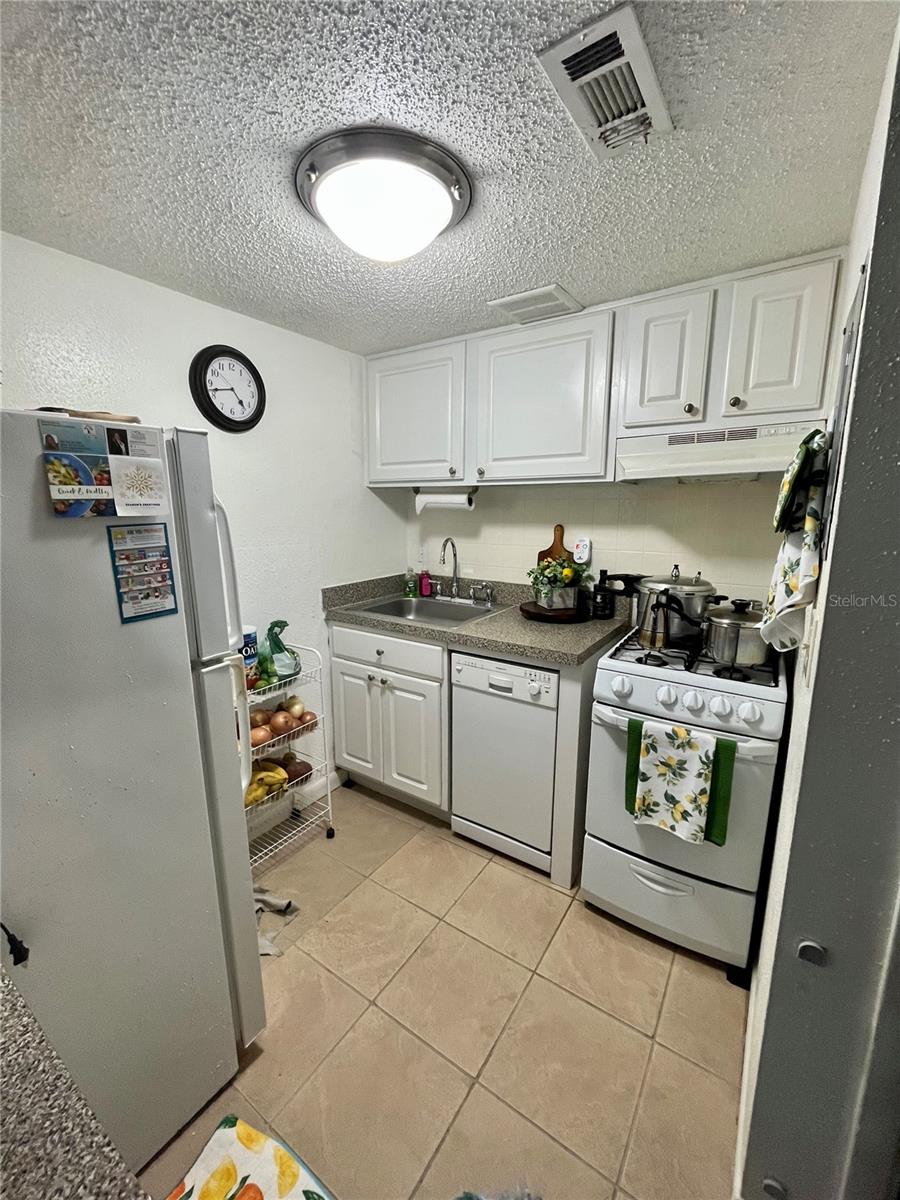 123 BLUE POINT WAY 110