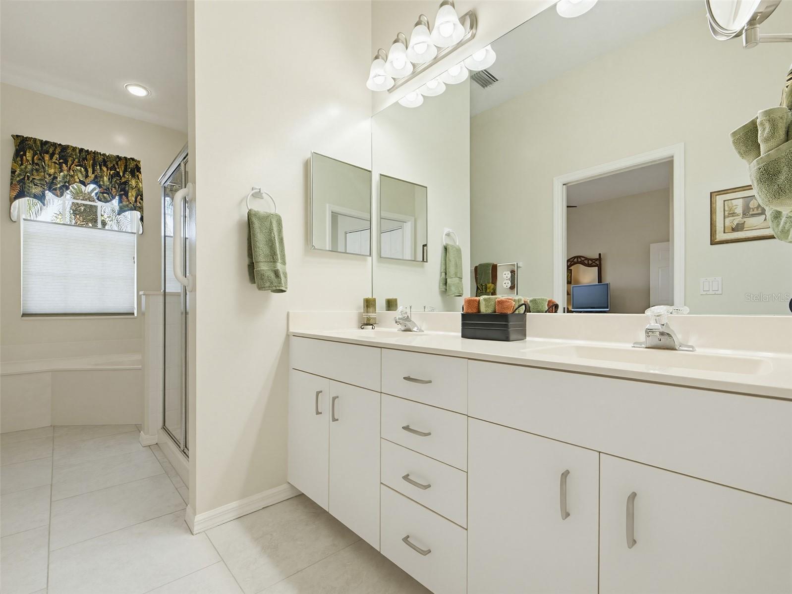 PATIOS 02 ST ANDREWS PARK AT PLANTATION - Residential