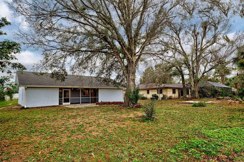 A home in PORT CHARLOTTE