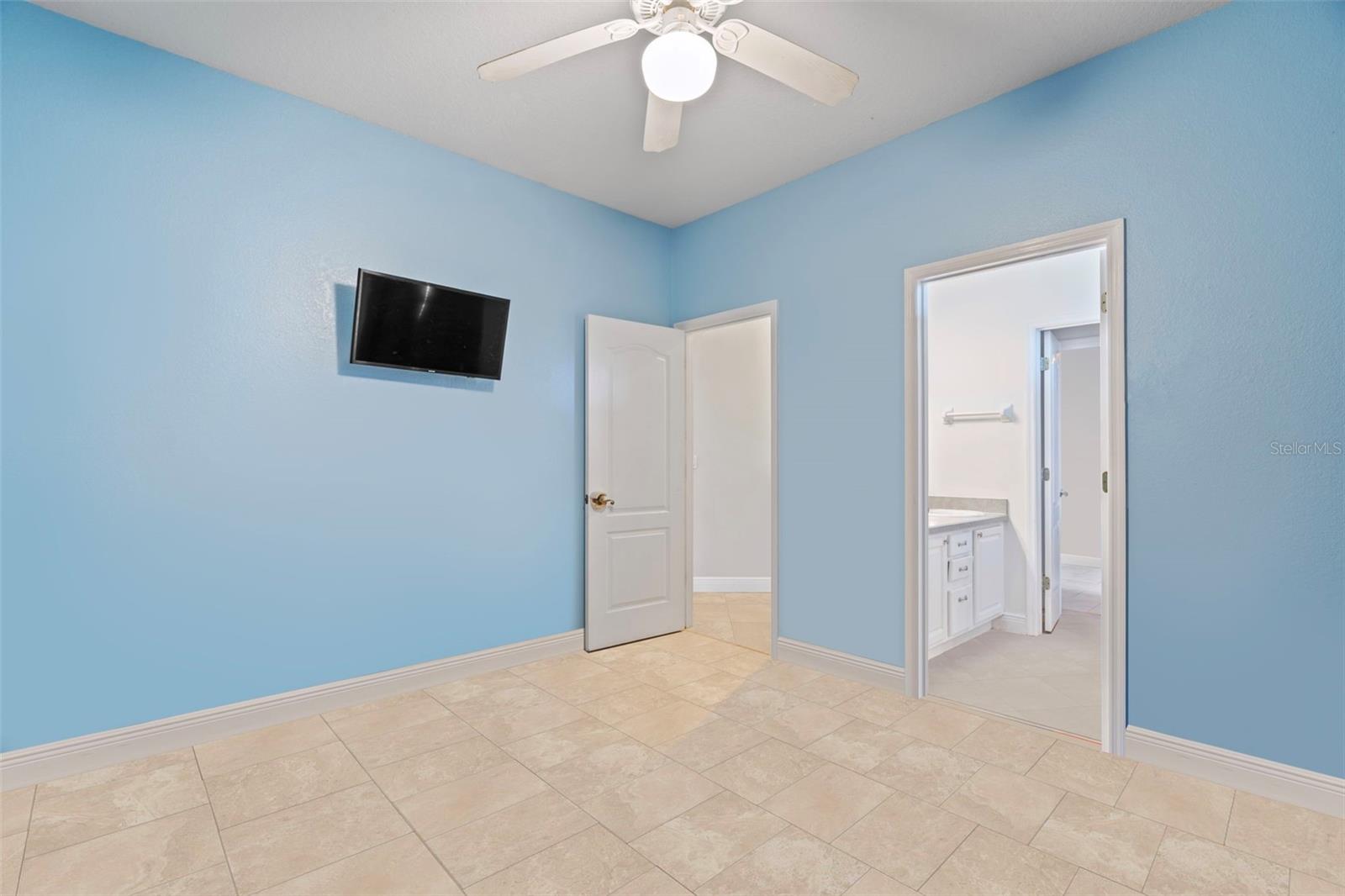 HAMMOCK POINTE UNIT 2 - Residential