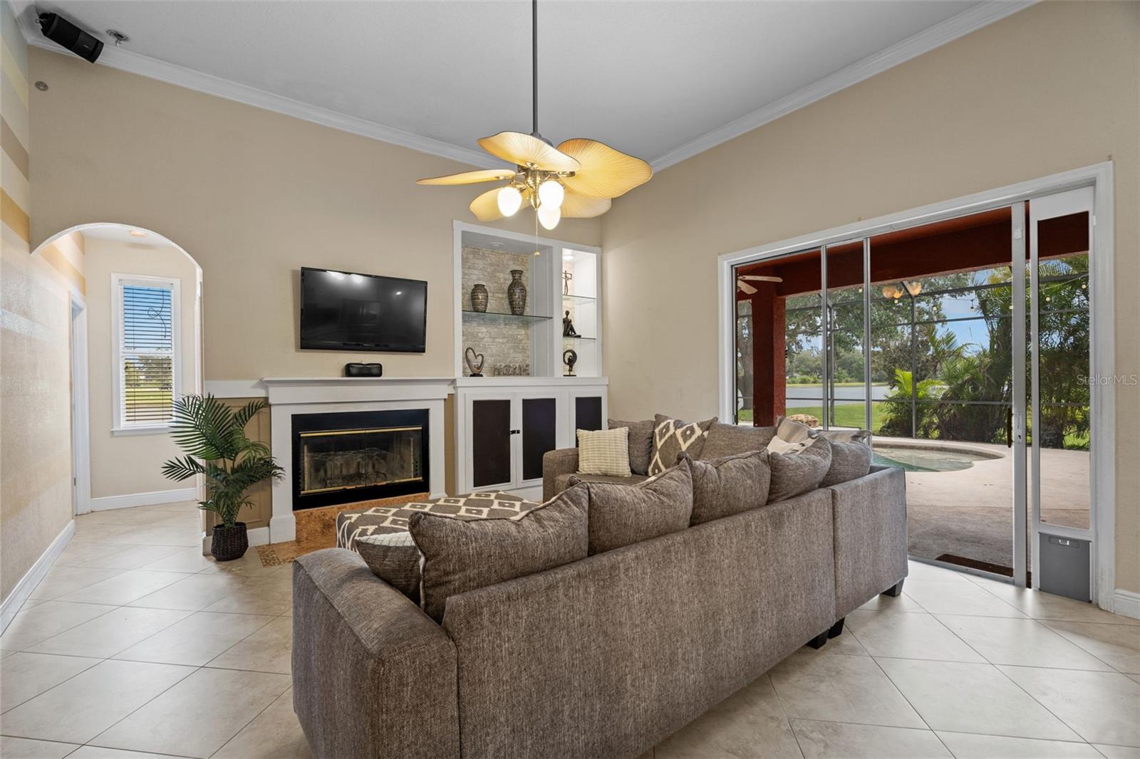 HAMMOCK POINTE UNIT 2 - Residential