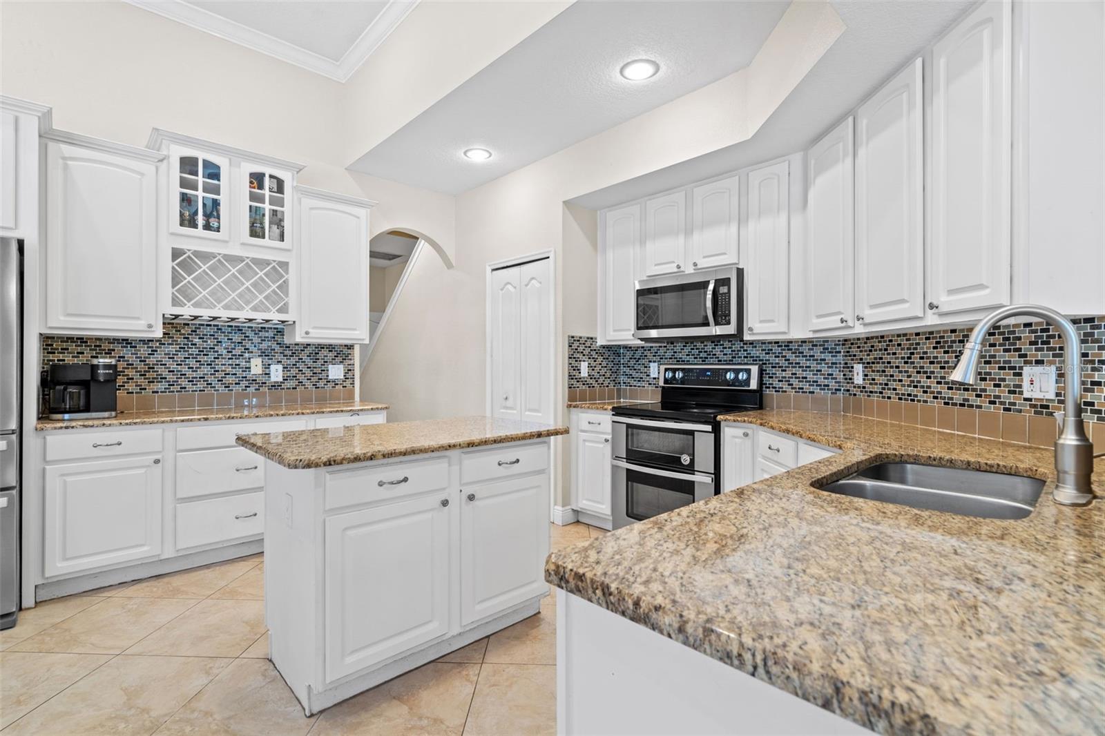 HAMMOCK POINTE UNIT 2 - Residential