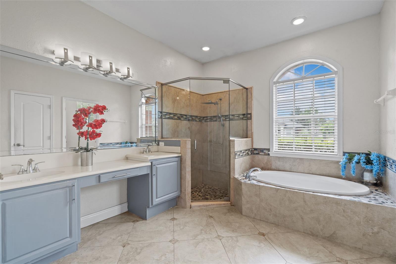 HAMMOCK POINTE UNIT 2 - Residential