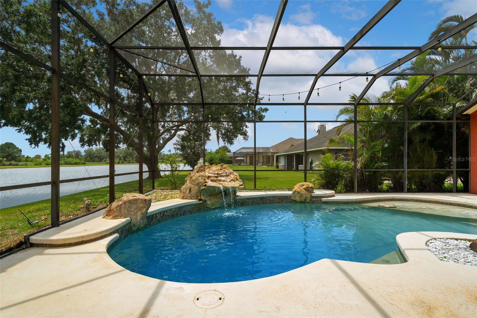 HAMMOCK POINTE UNIT 2 - Residential