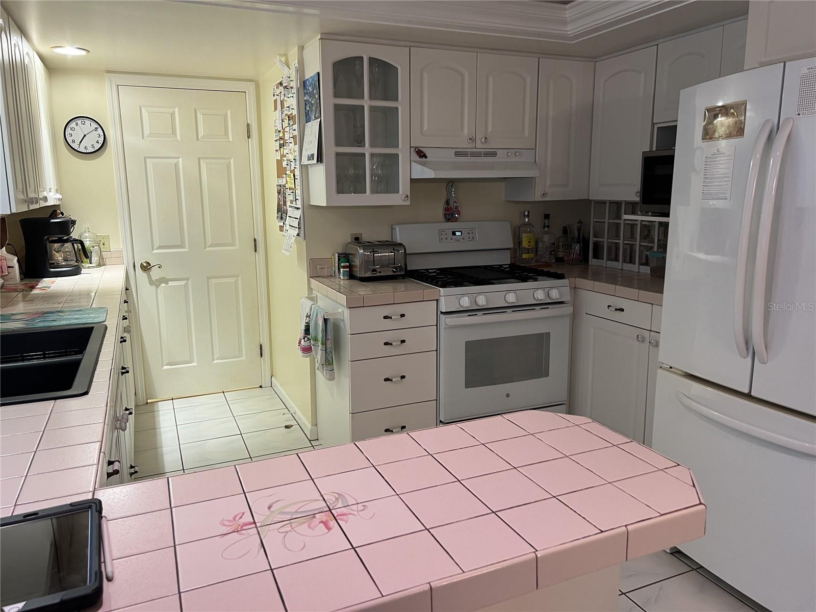 405 BRYN MAWR ISLAND