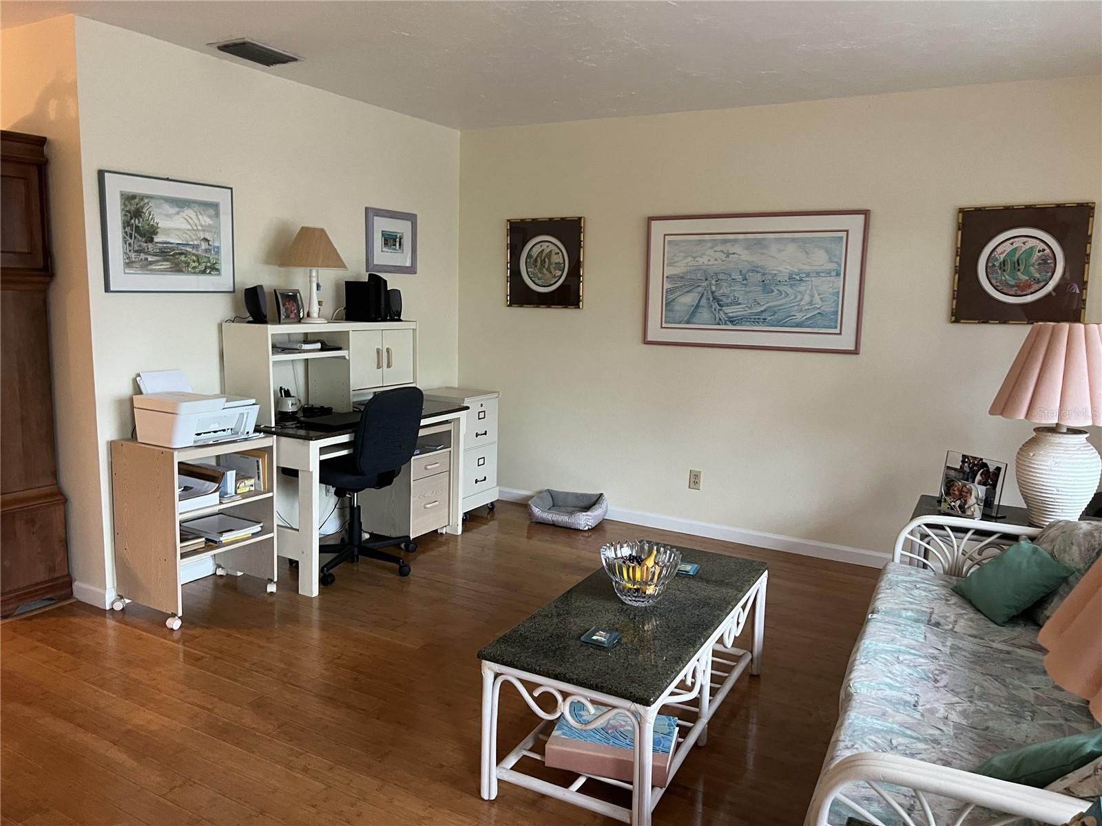 405 BRYN MAWR ISLAND