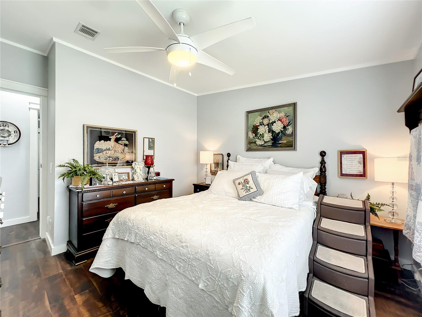 FOXWOOD LAKE ESTATES - Residential