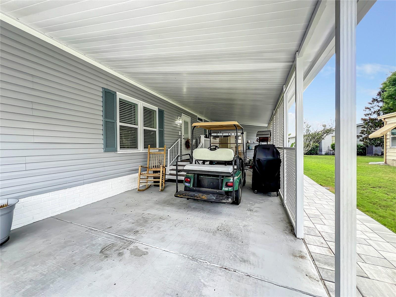 FOXWOOD LAKE ESTATES - Residential