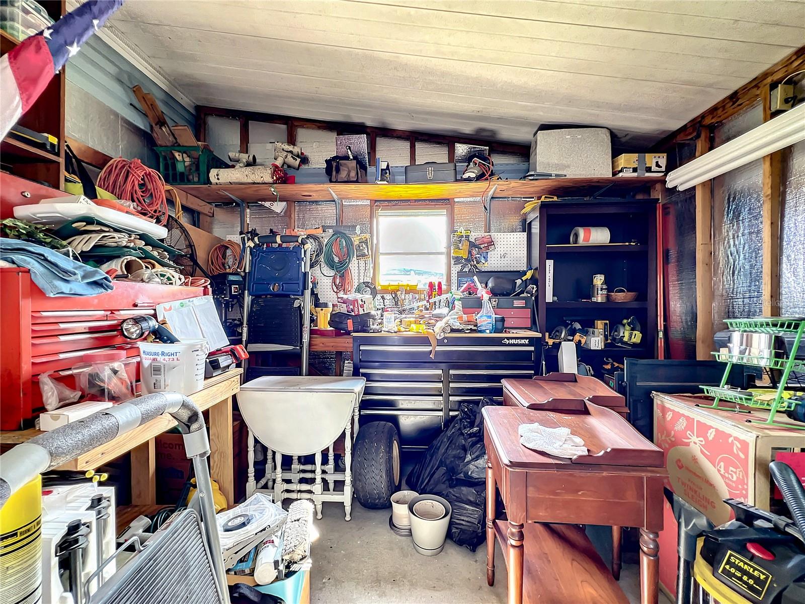 FOXWOOD LAKE ESTATES - Residential