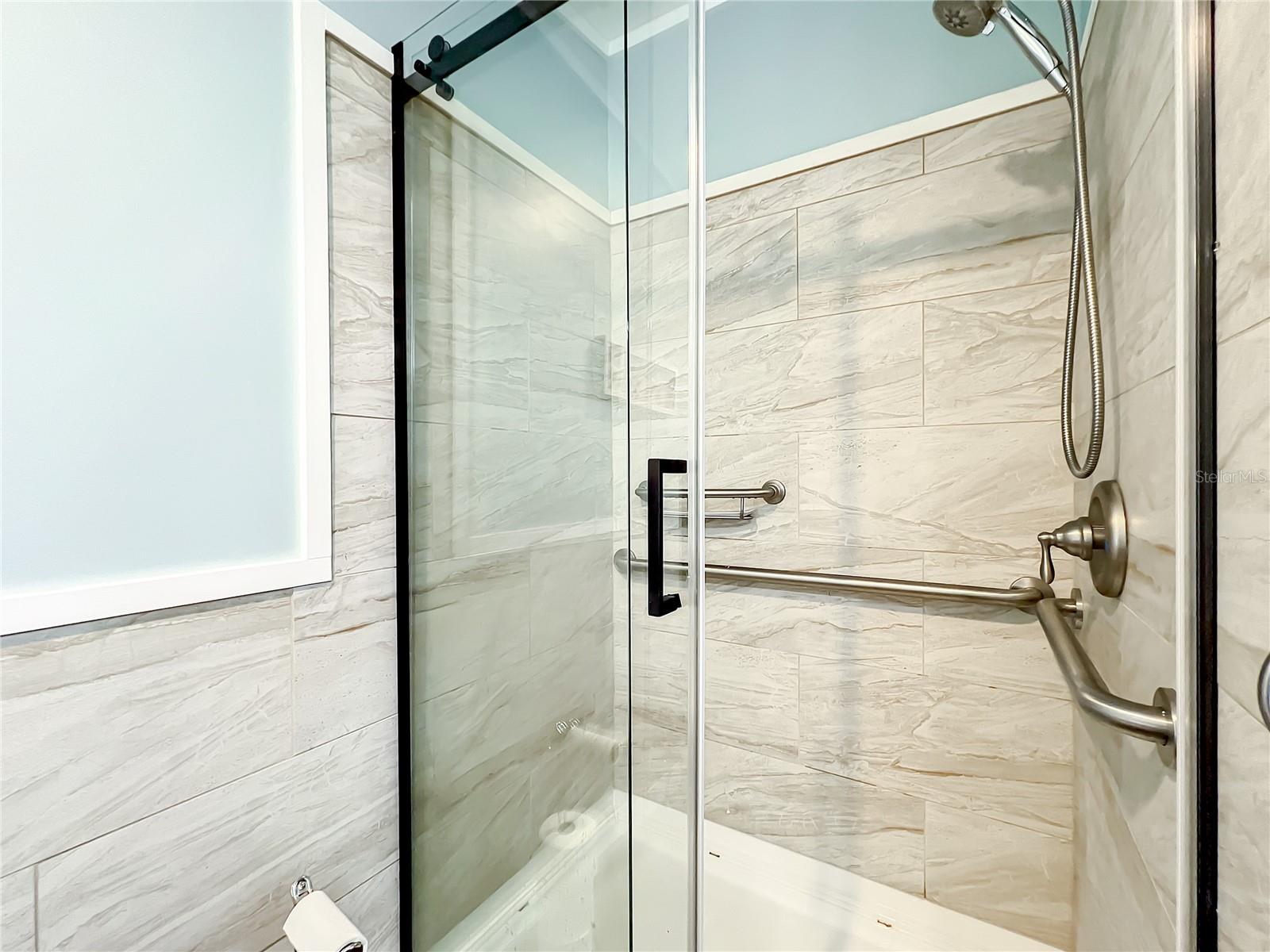 FOXWOOD LAKE ESTATES - Residential