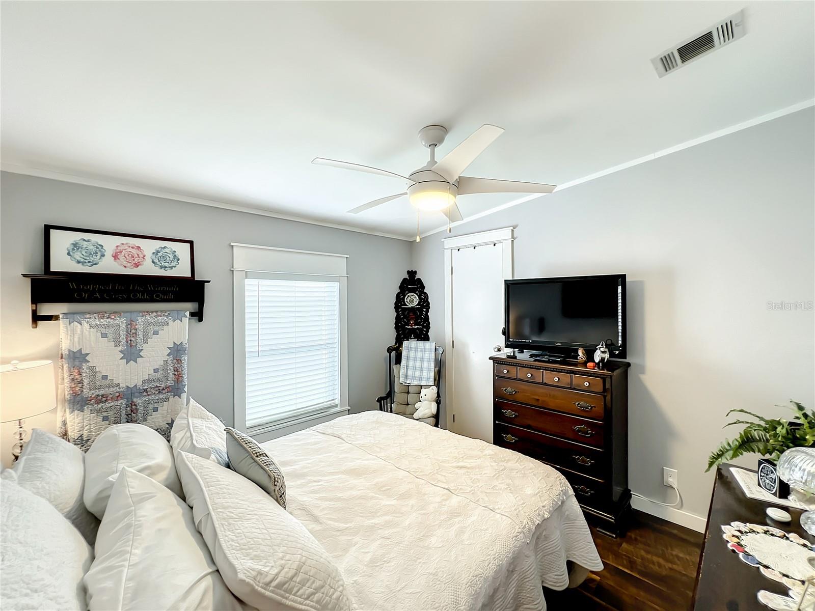 FOXWOOD LAKE ESTATES - Residential