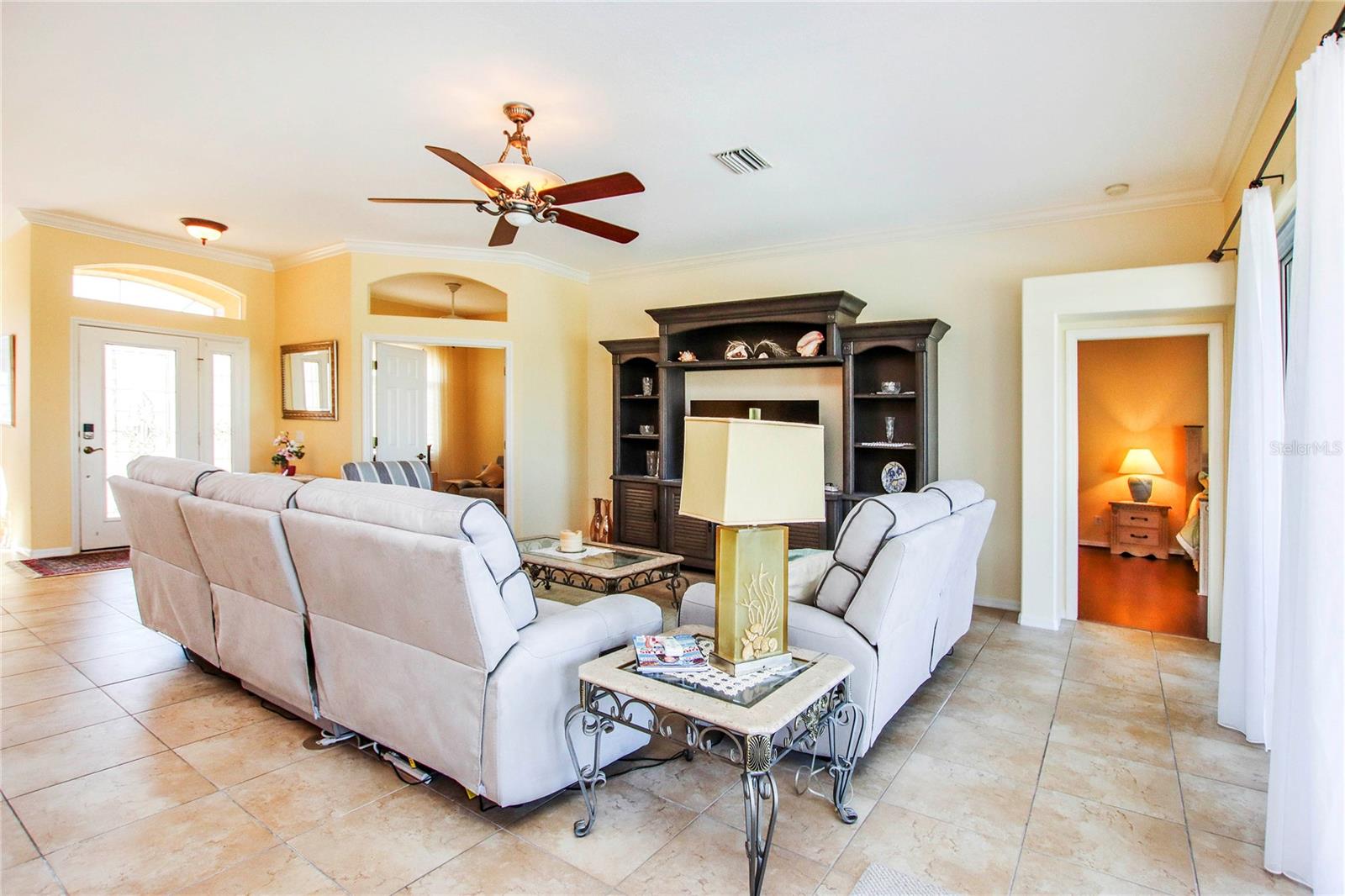 PORT CHARLOTTE SUB 52 - Residential Lease