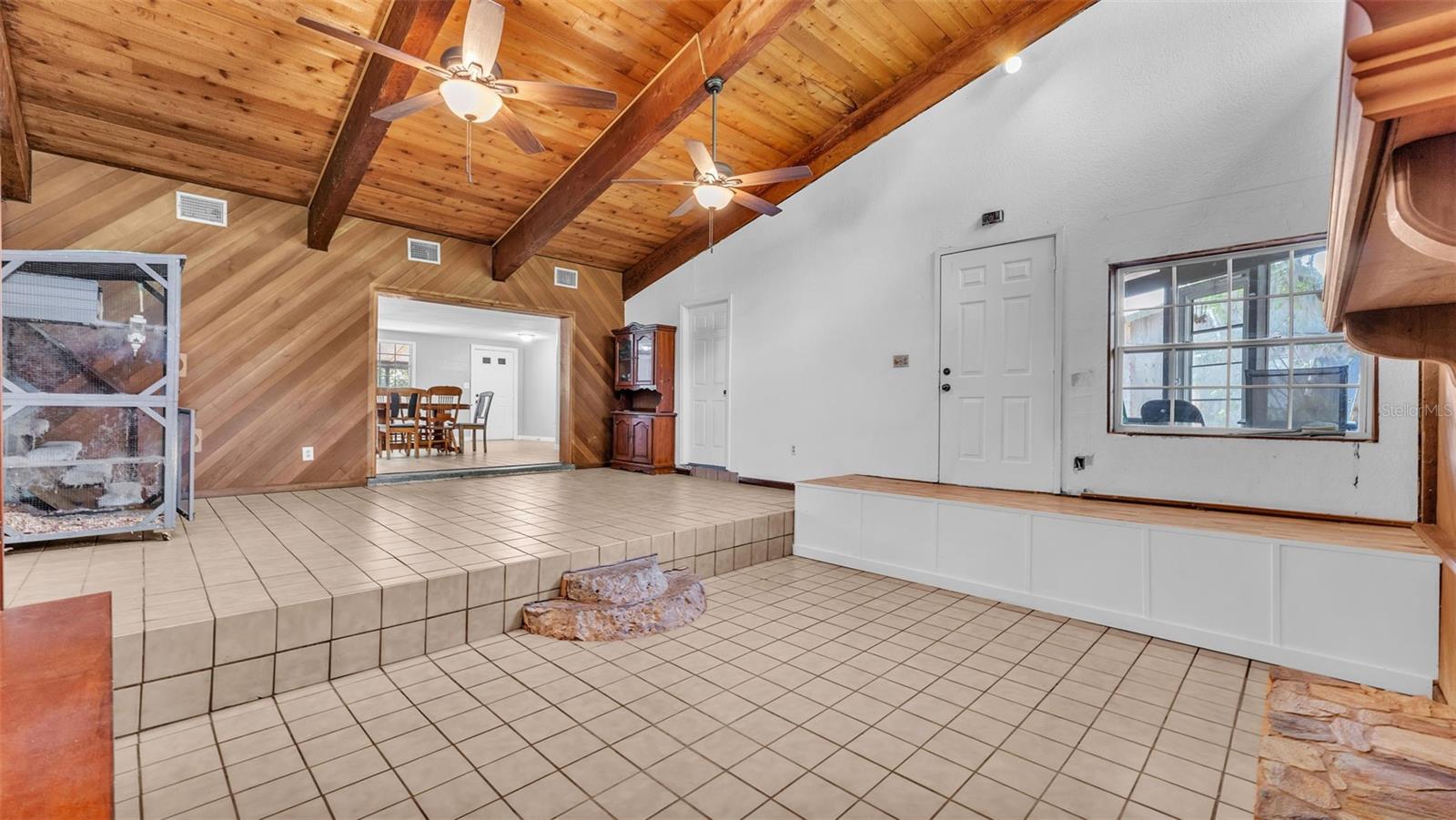 MARIANA WOODS - Residential