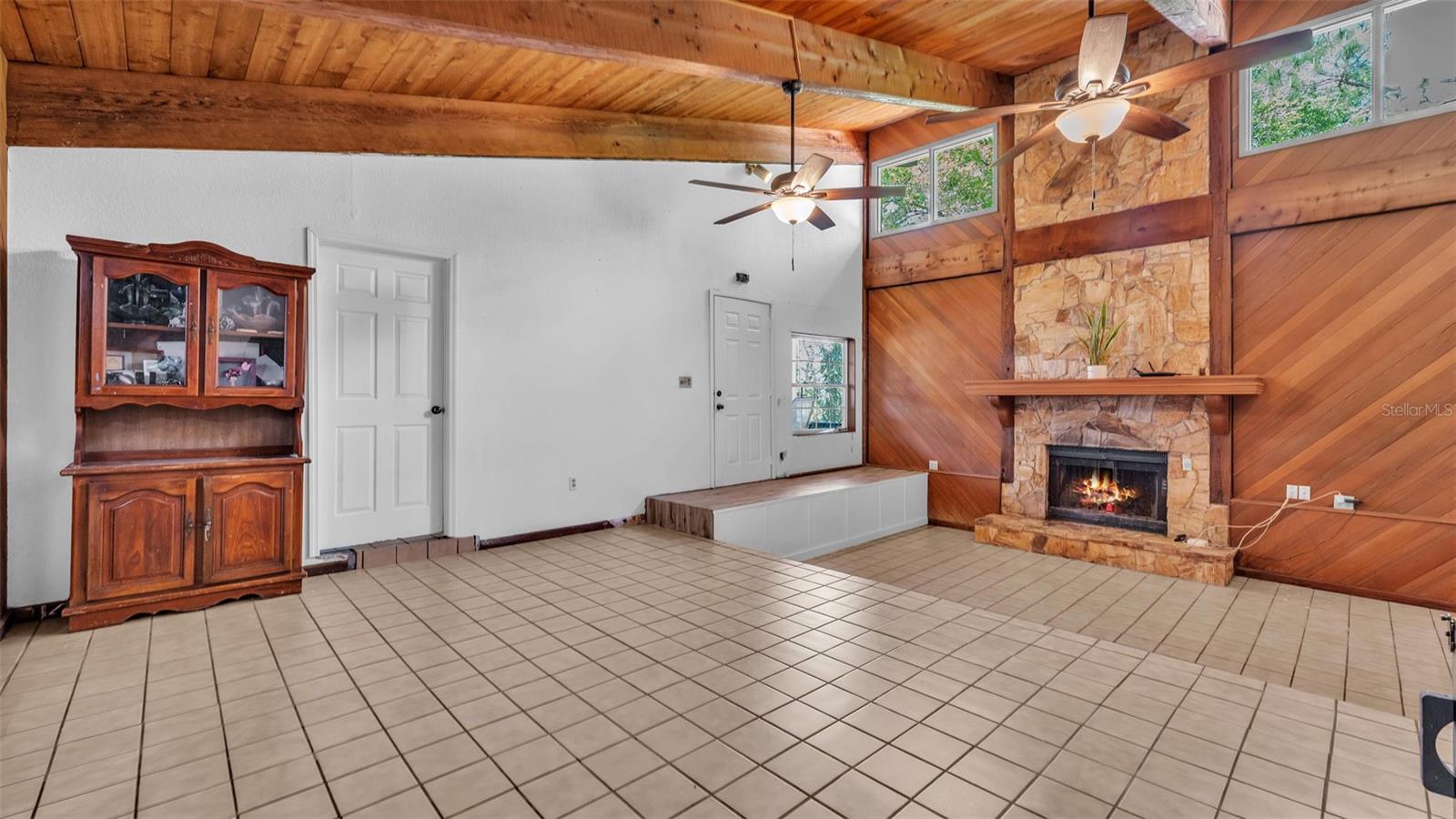 MARIANA WOODS - Residential