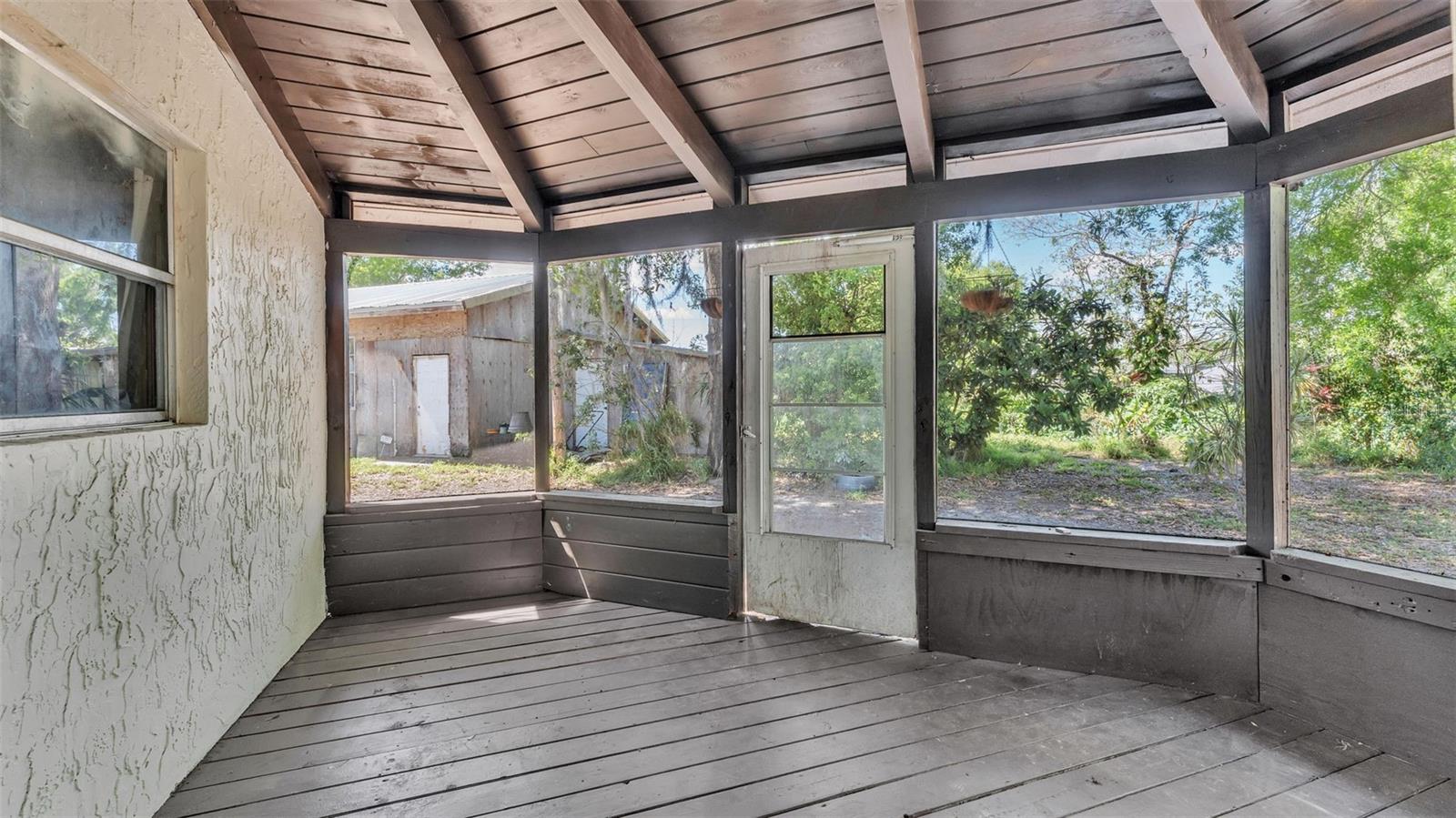 MARIANA WOODS - Residential