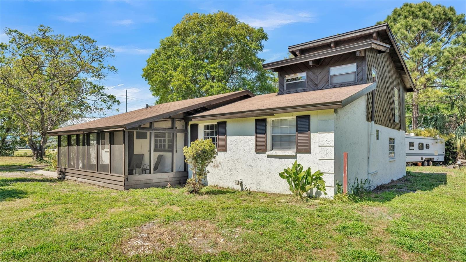 MARIANA WOODS - Residential