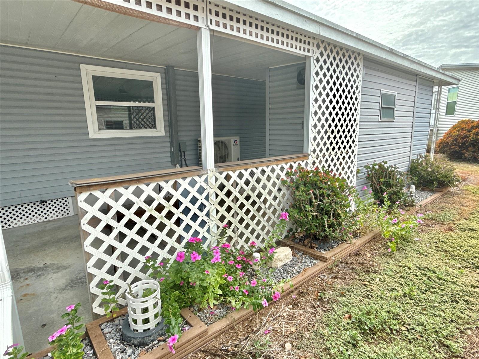 MOBEL AMERICANA MOBILE HOME PARK UNREC - Residential