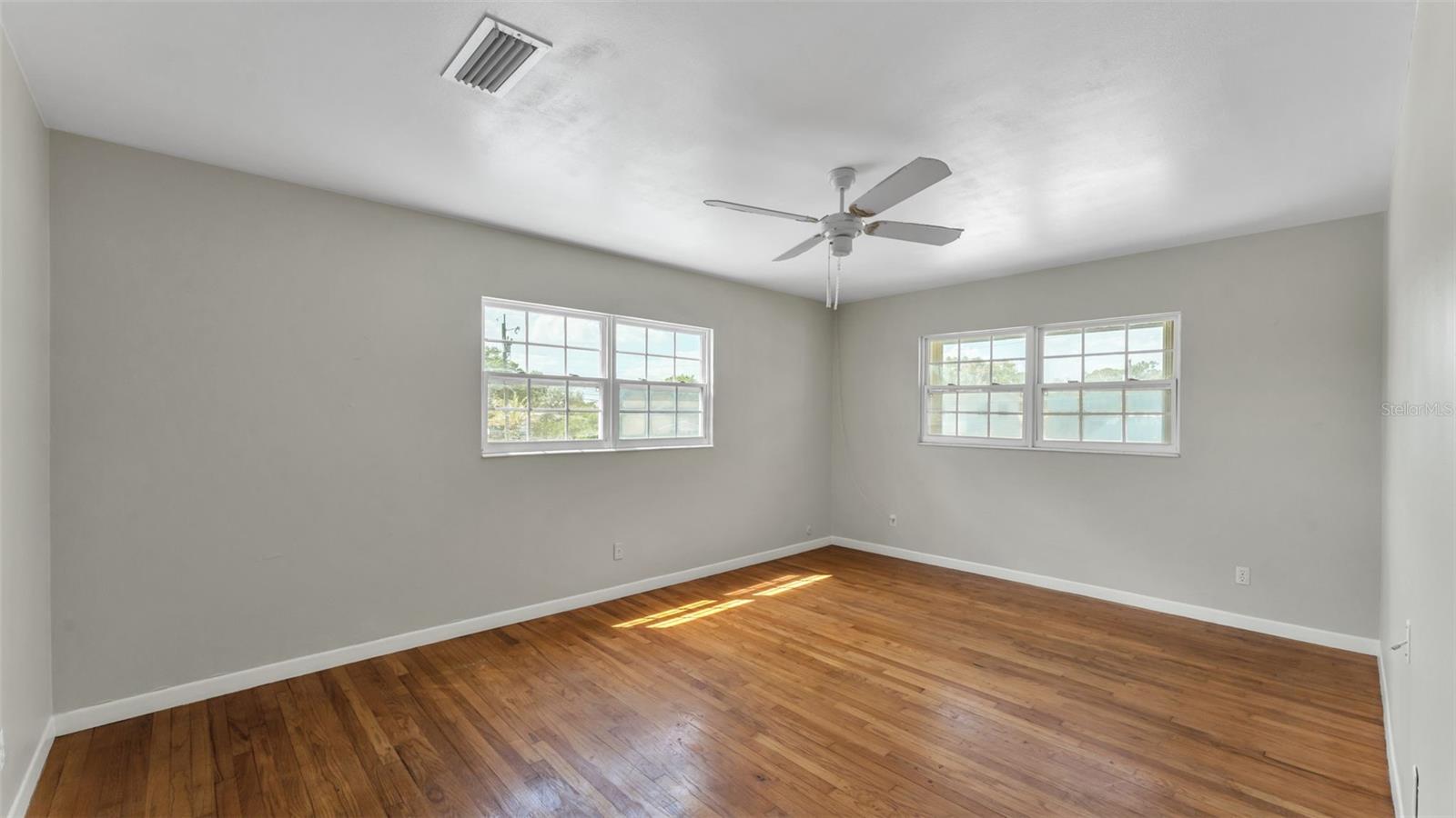 WINSTON PARK - Residential