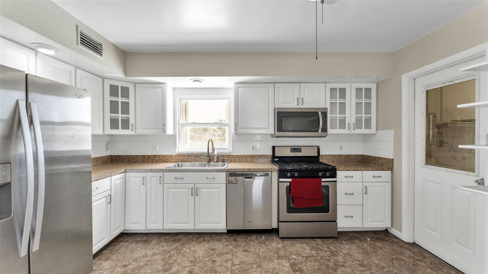 WINSTON PARK - Residential