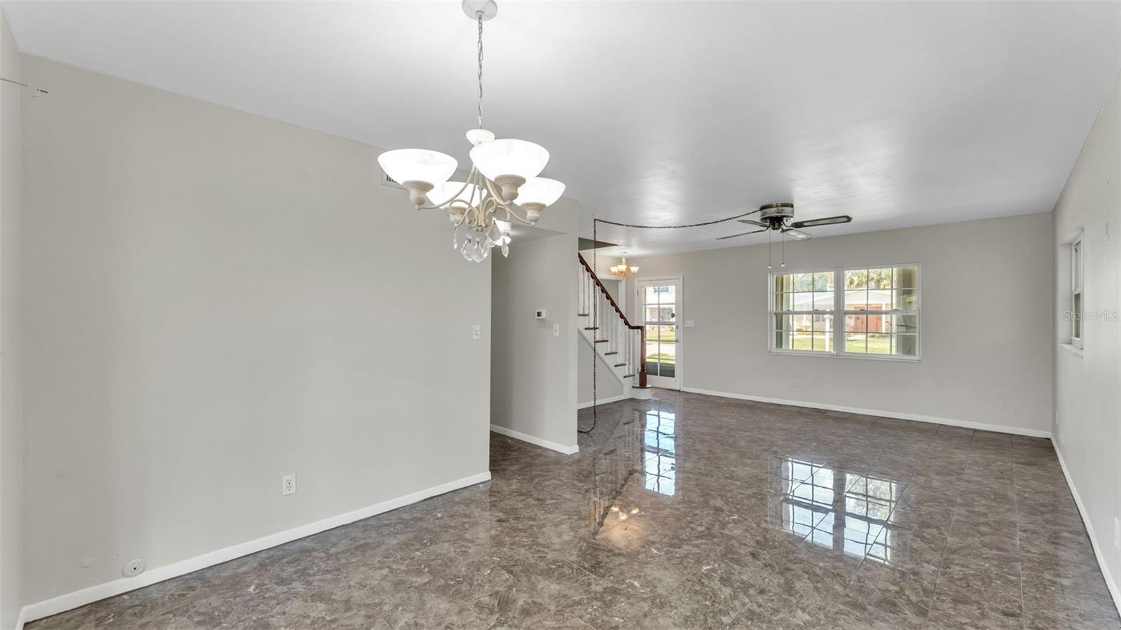 WINSTON PARK - Residential