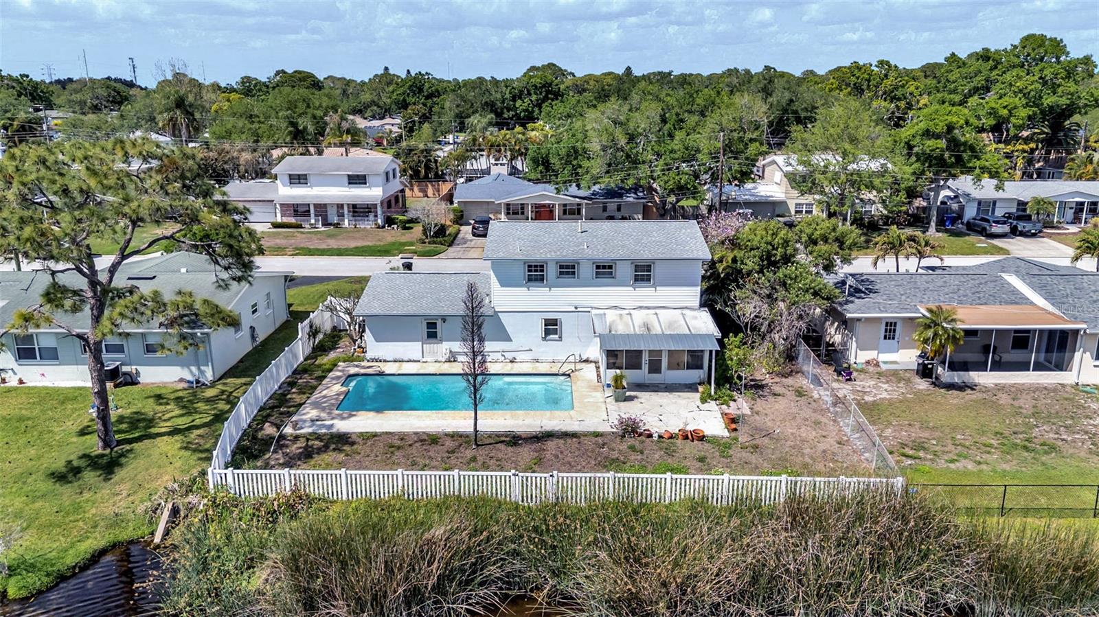 WINSTON PARK - Residential