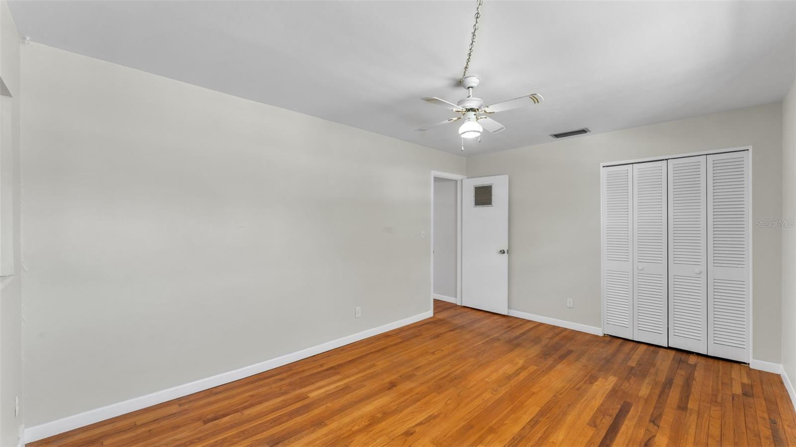 WINSTON PARK - Residential