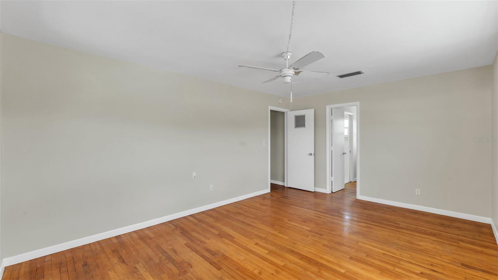 WINSTON PARK - Residential