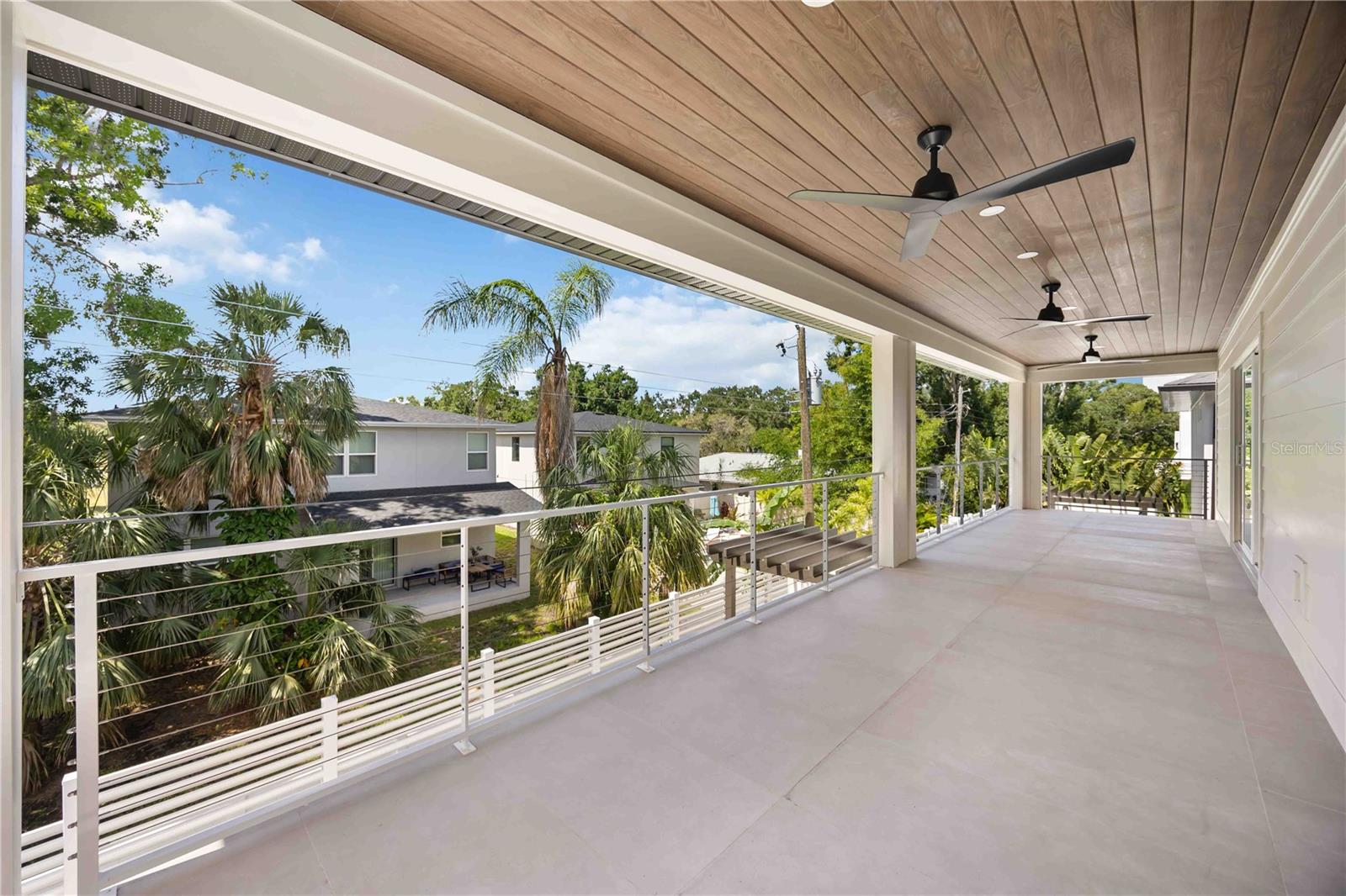 RUSTIC LODGE - Residential