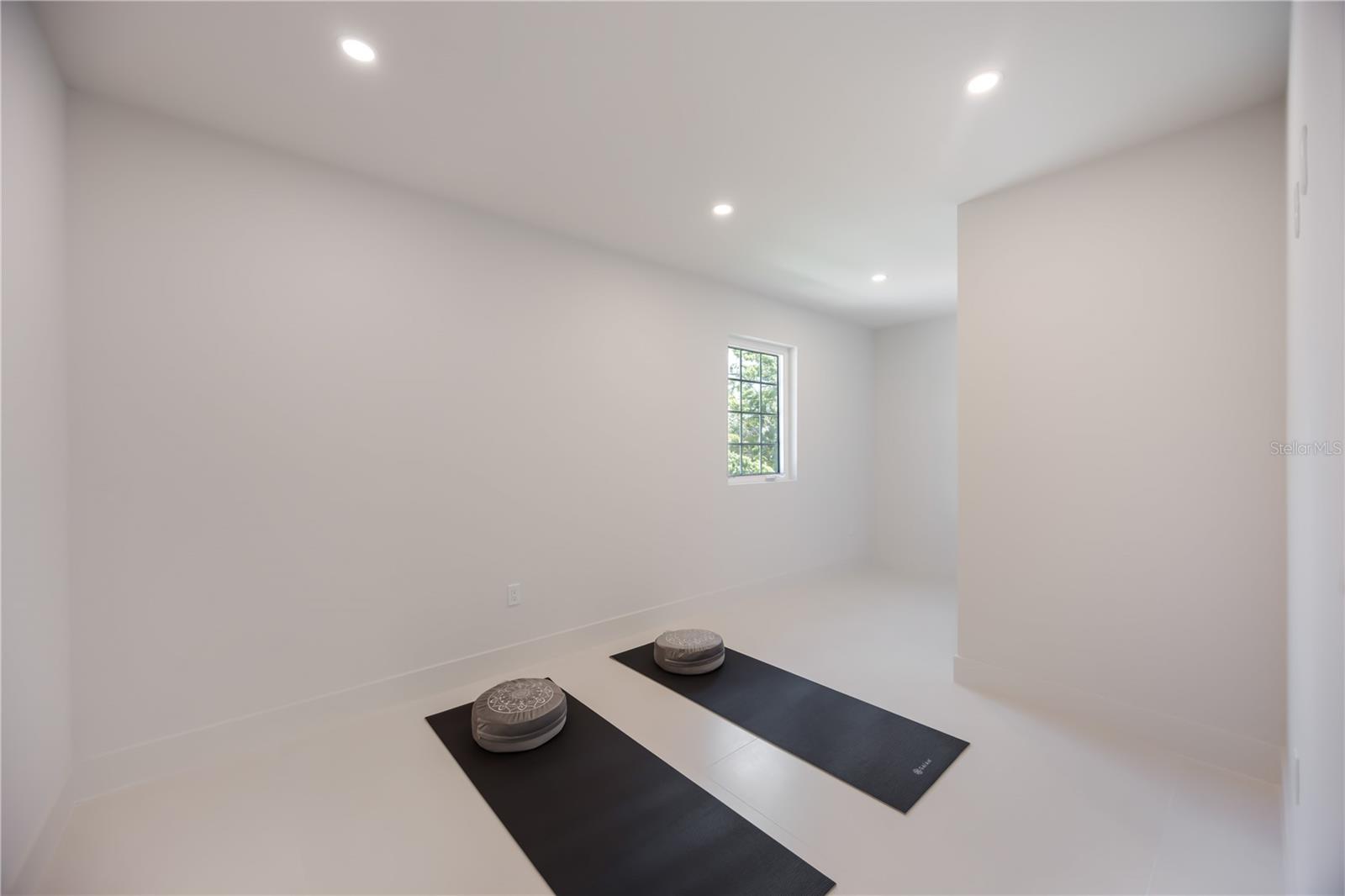 RUSTIC LODGE - Residential