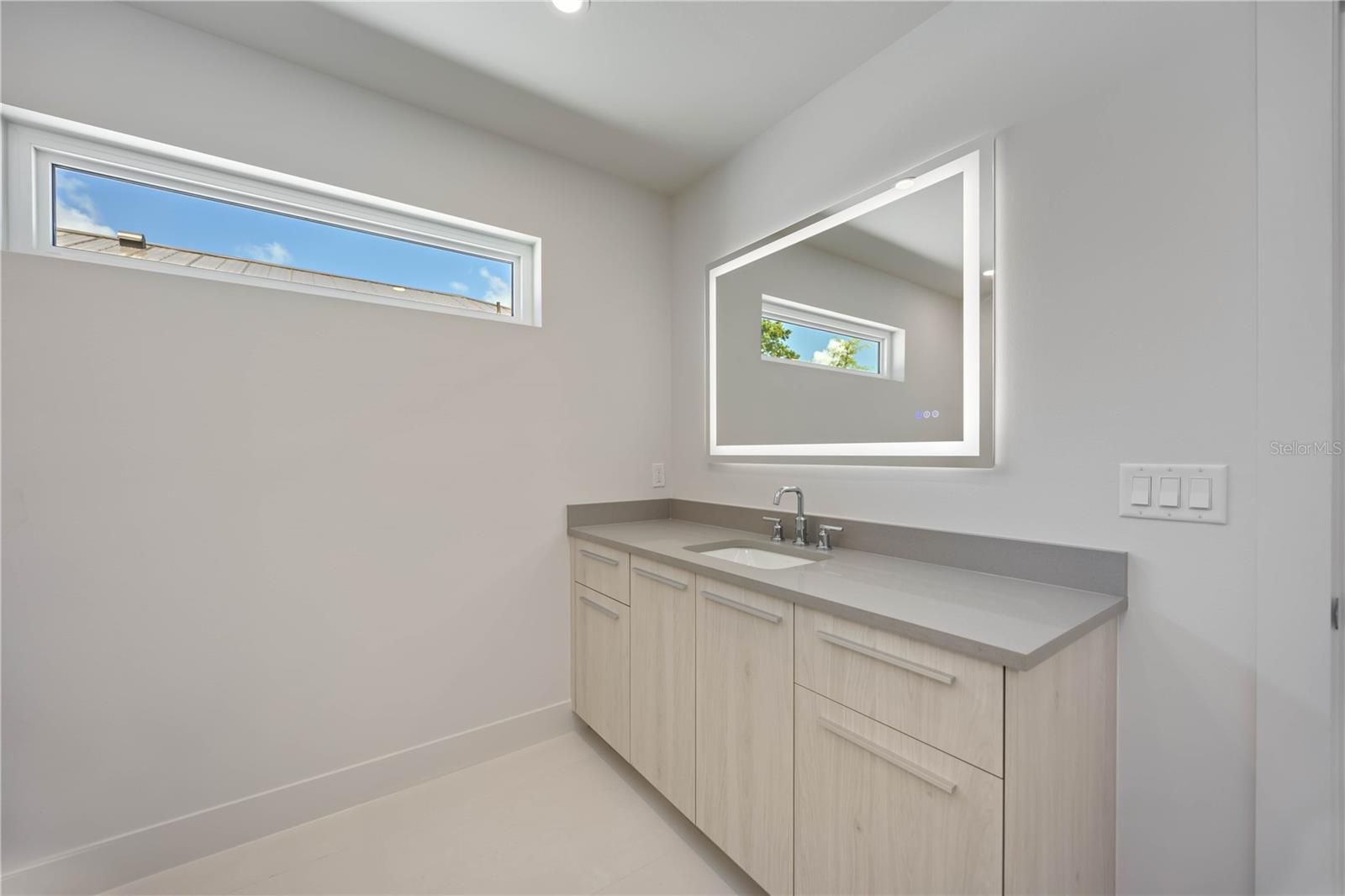 RUSTIC LODGE - Residential