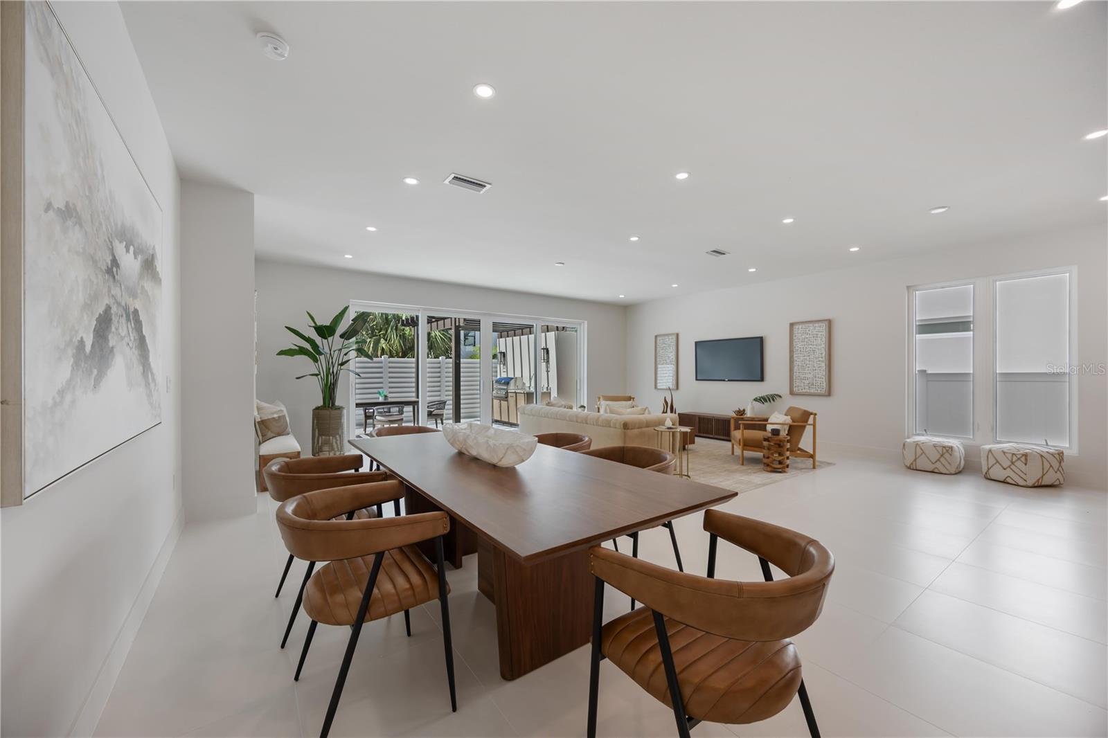 RUSTIC LODGE - Residential