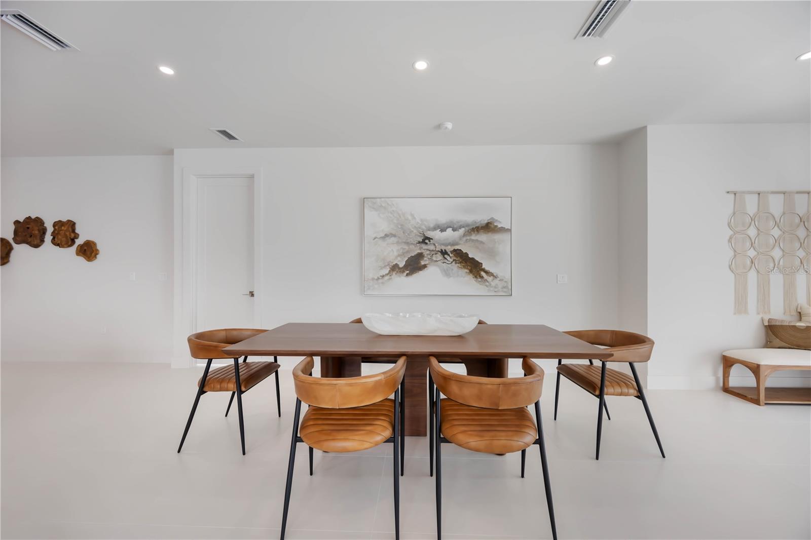 RUSTIC LODGE - Residential