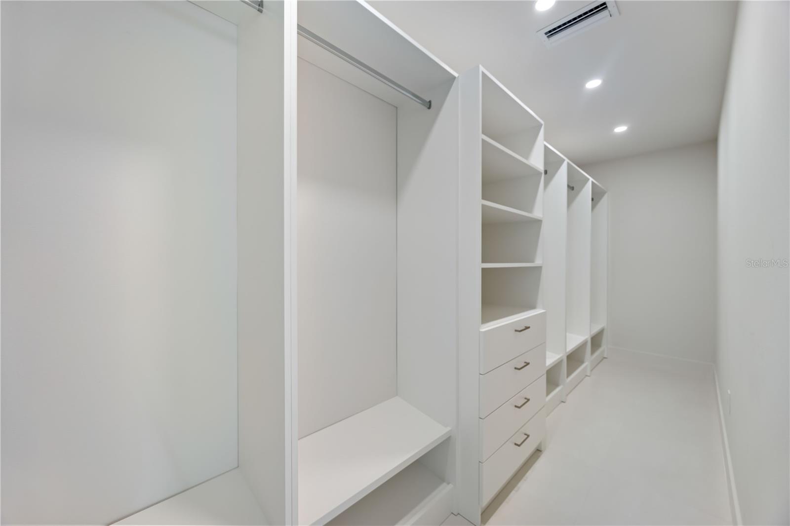 RUSTIC LODGE - Residential