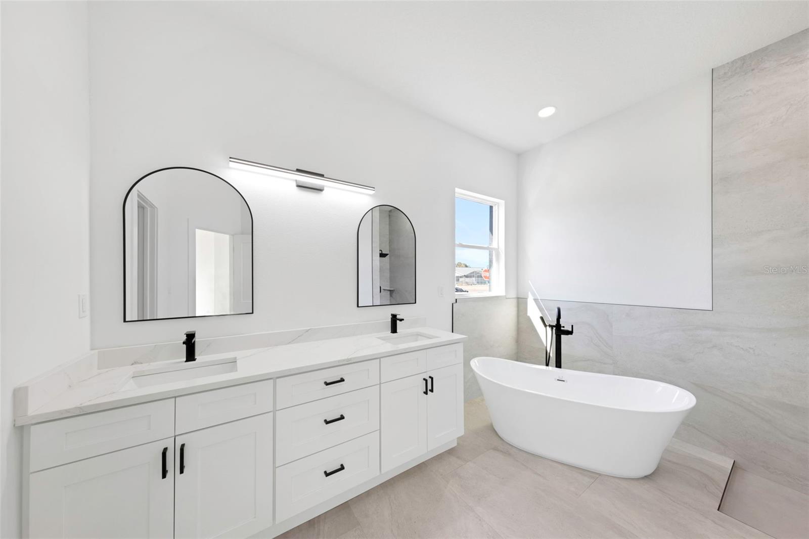 ARLINGTON WOODS PH 01B - Residential