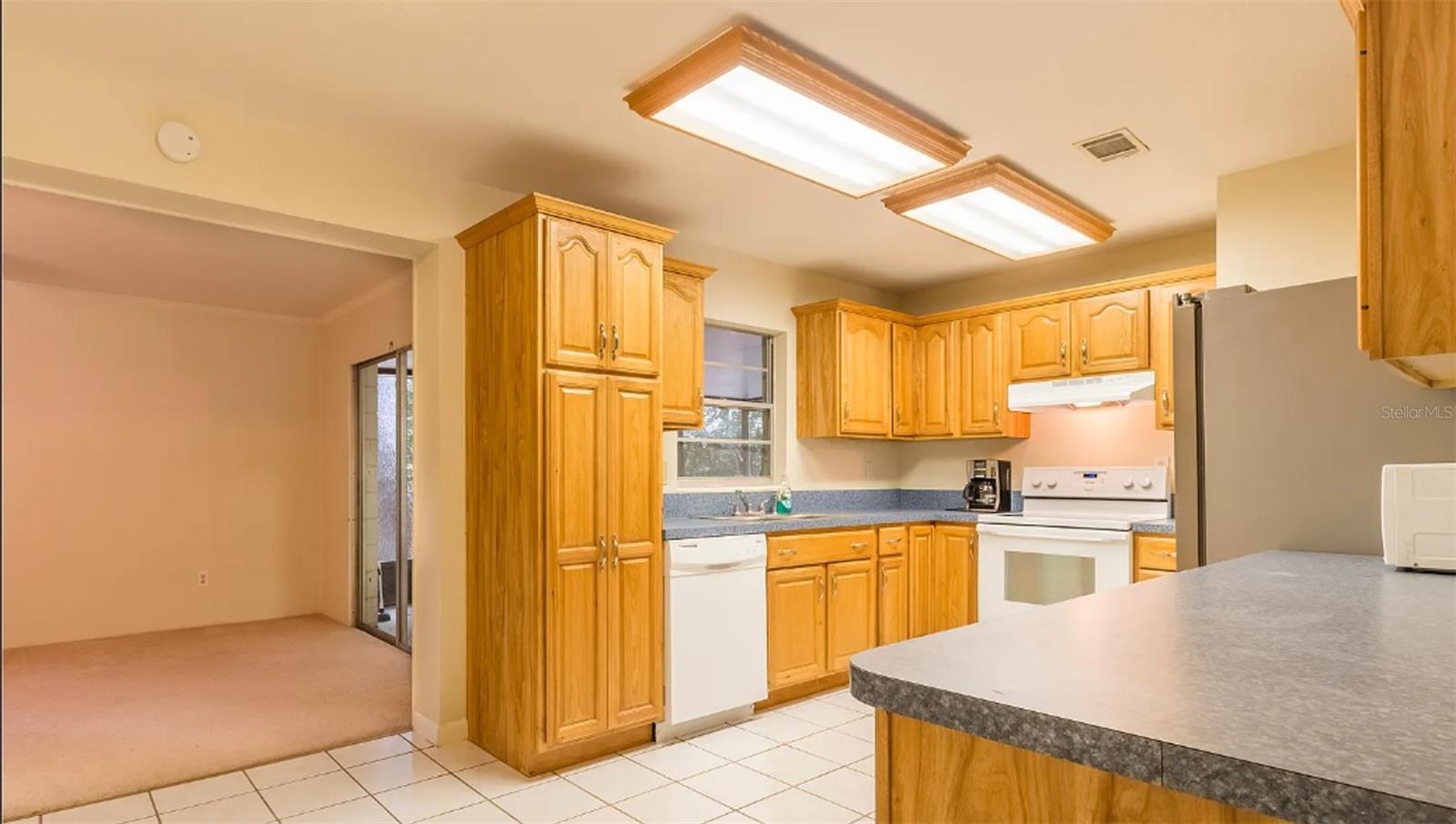 NORTHWOOD - Residential Lease