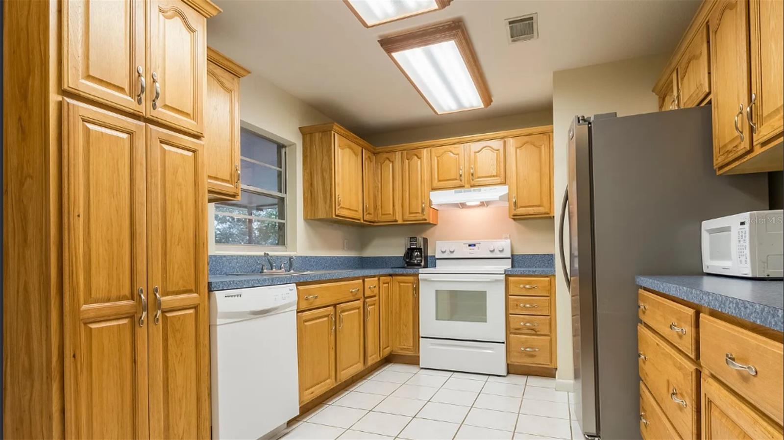 NORTHWOOD - Residential Lease