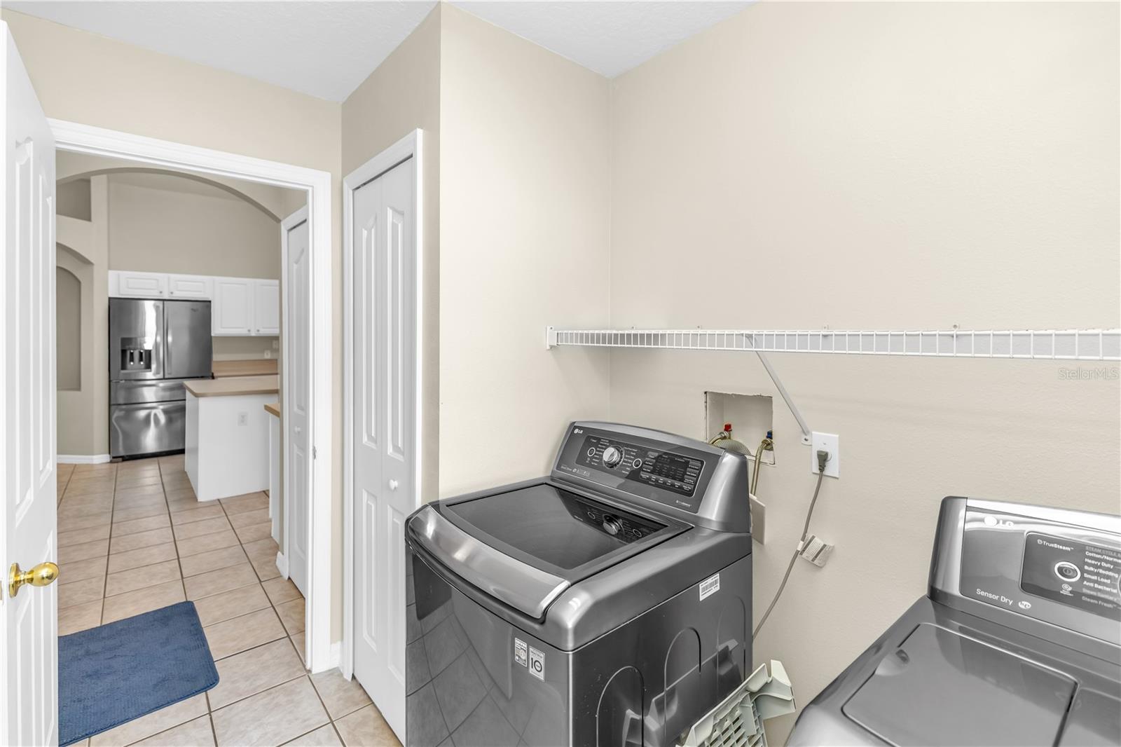 LOST PINES - Residential